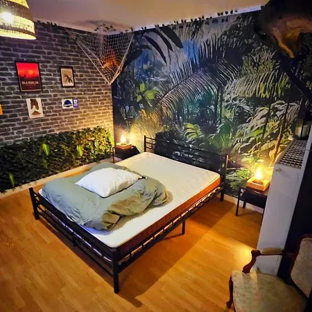 Jurassic Lodge, Le Repaire Des Dinosaures Tatil Evi Rosnay (Marne)